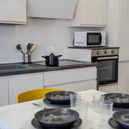 Luxury Acclavio Apartment Taranto